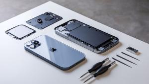 Apple vende piezas de autoreparación para los iPhone 16 y 16 Pro