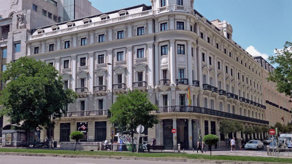 Ciberataque Masivo a la CNMC, Millones de Datos de Líneas Móviles Filtrados