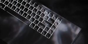Icebreaker un Teclado de Aluminio que Parece una Obra de Arte Icebreaker un teclado premium en aluminio