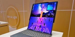 Samsung comienza la producción en masa de las Nuevas Pantallas Enrollables para portátiles Samsung comienza la fabricación de pantallas enrollables con Lenovo como primer ejemplo