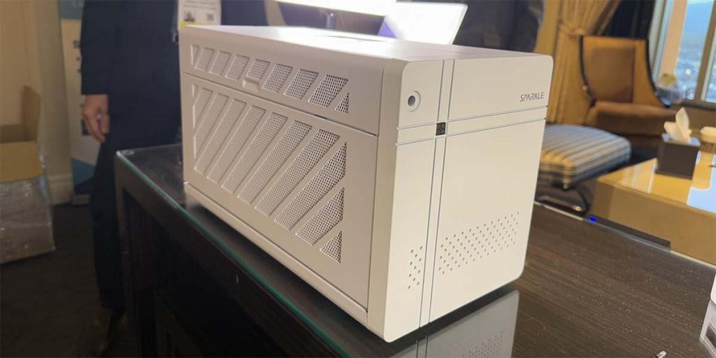 Sparkle Studio G850 egpu externa Thunderbolt 5