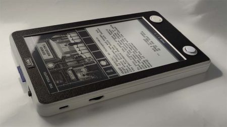 Ink Console: La consola portátil con pantalla E Ink que revoluciona las aventuras interactivas