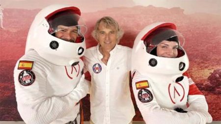 Jesús Calleja hará historia como el tercer español en viajar al espacio a bordo del New Shepard