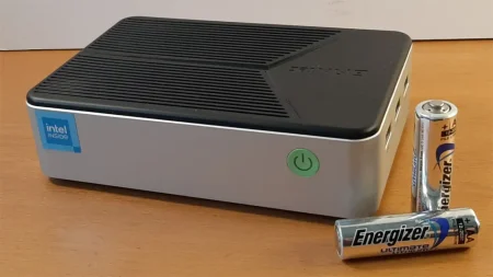GMKtec NucBox G9 se convierte en el mini NAS más versátil y barato del mercado