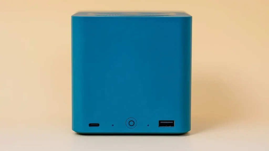 Beelink ME mini: el NAS más compacto con procesador Intel N200 y hasta 6 SSDs
