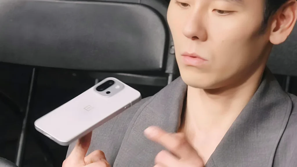 OnePlus 13T se filtra en imagen promocional: diseño premium inspirado en Apple, Google y Xiaomi