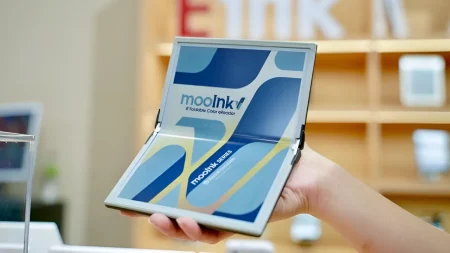 Readmoo MooInk V: el primer e-book con pantalla plegable que imita a un libro real