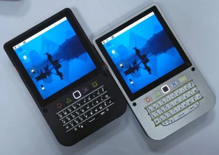 HackBerryPi CM5: el mini PC de bolsillo con Raspberry Pi y teclado BlackBerry que puedes construir tú mismo