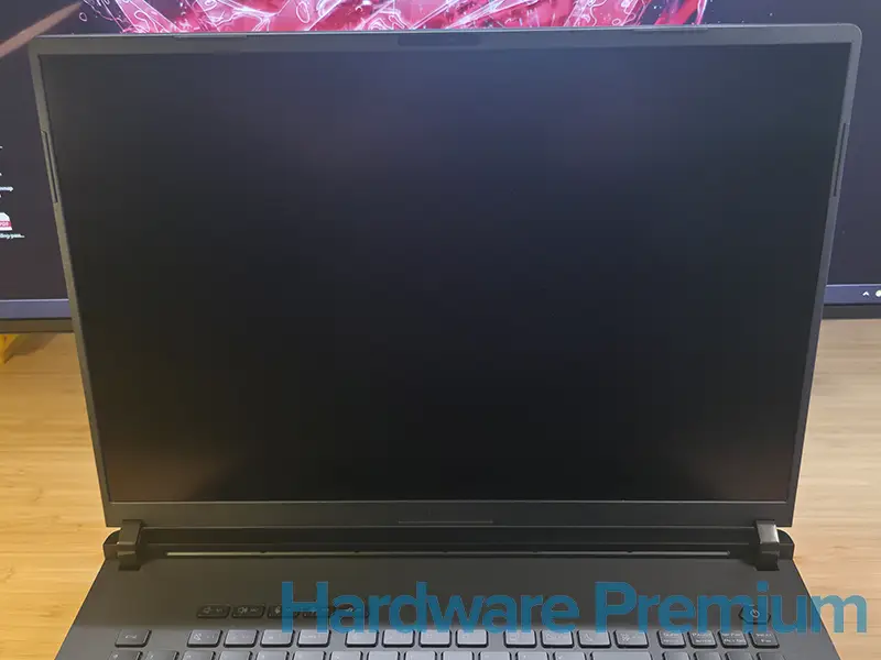 Panel del ASUS ROG STRIX SCAR 18 (2025) G835L