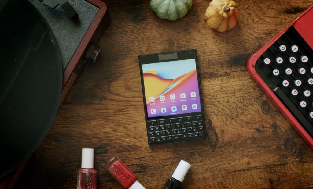 Unihertz Titan 2: el regreso del teclado físico con Android 15 y 5GFrase clave objetivo: Unihertz Titan 2