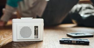 ¡El regreso del walkman con altavoz! Maxell lanza su cassette player más retro hasta la fecha
