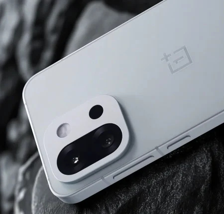 OnePlus 15T: apunta hacia triple cámara, Snapdragon 8 Elite 2 y batería más grande