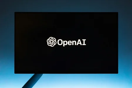 OpenAI planea lanzar un navegador con chat integrado para competir con Chrome