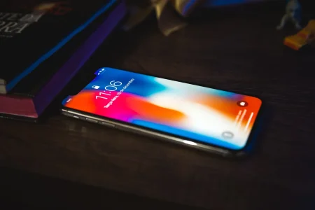 EE.UU. prepara un bloqueo brutal a pantallas chinas BOE, afectando a Apple y Google