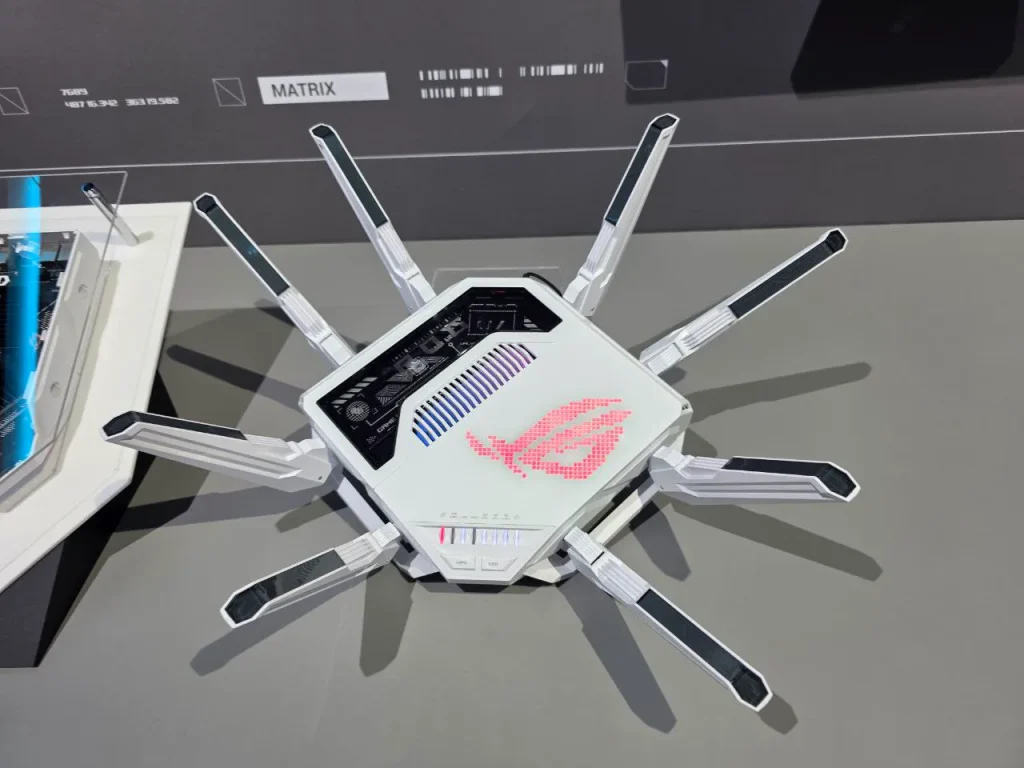 Asus ROG Rapture BE19000AI: el nuevo router definitivo que parece un Transformer