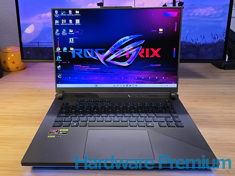 Panel del ASUS ROG Strix G16 2025