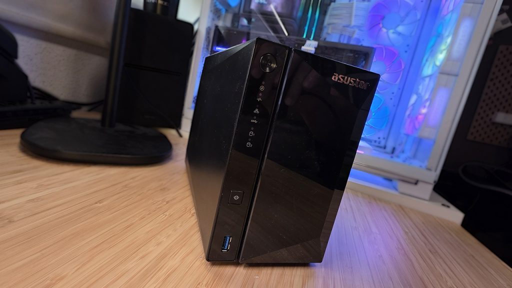 ASUSTOR AS3302T v2: análisis completo del NAS económico con 2.5GbE