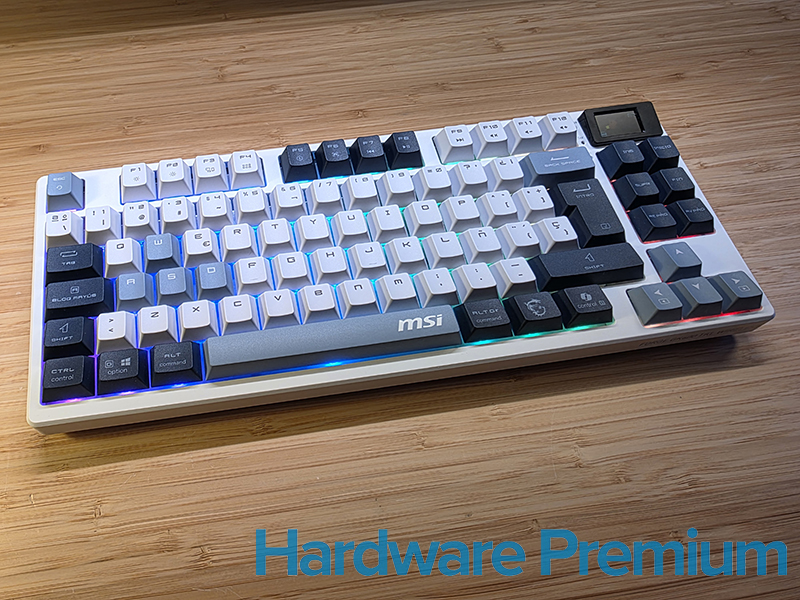 Vista diagonal del MSI Forge GK600 TKL Wireless