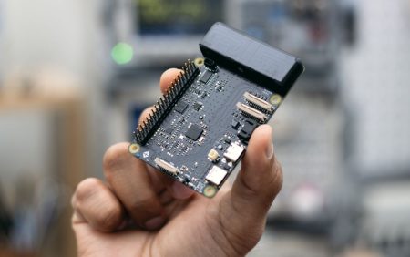 Particle Tachyon: el mini PC con 5G y alma de smartphone ya se puede comprar