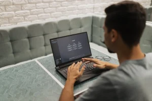 ChatGPT tendrá control parental tras demanda mortal contra OpenAI