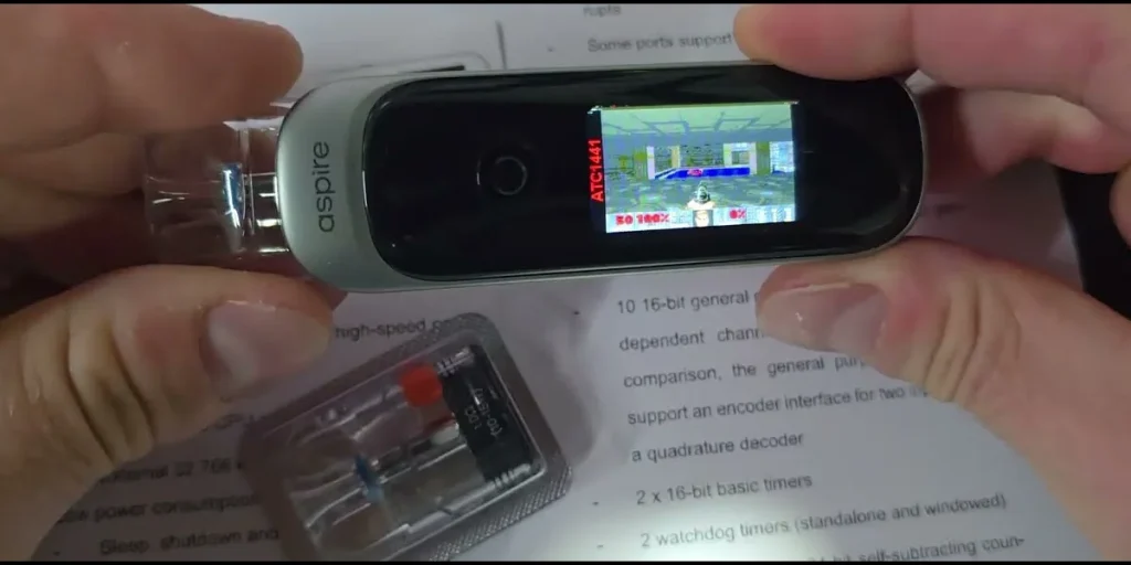 Doom funciona en una calculadora alimentada con patatas… y ahora en un vape Doom funciona en una calculadora alimentada con patatas... y ahora en un vape