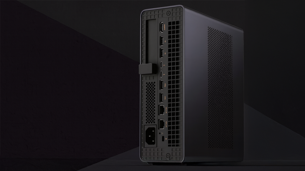 MINISFORUM MS-S1 Max: el mini PC con AMD Strix Halo, USB 80 Gbps y LAN 10 Gb que apunta alto