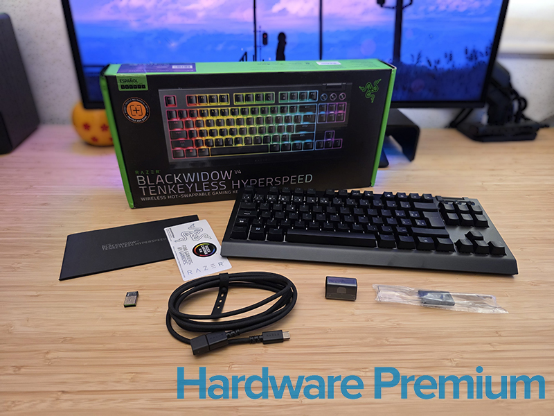 Embalaje y accesorios del RAZER BlackWidow V4 Tenkeyless HyperSpeed