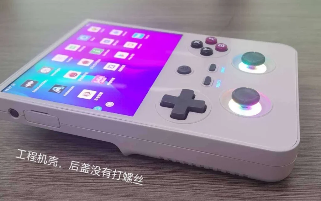 Anbernic RG477V: la nueva portátil filtrada que apunta a emular Wii U