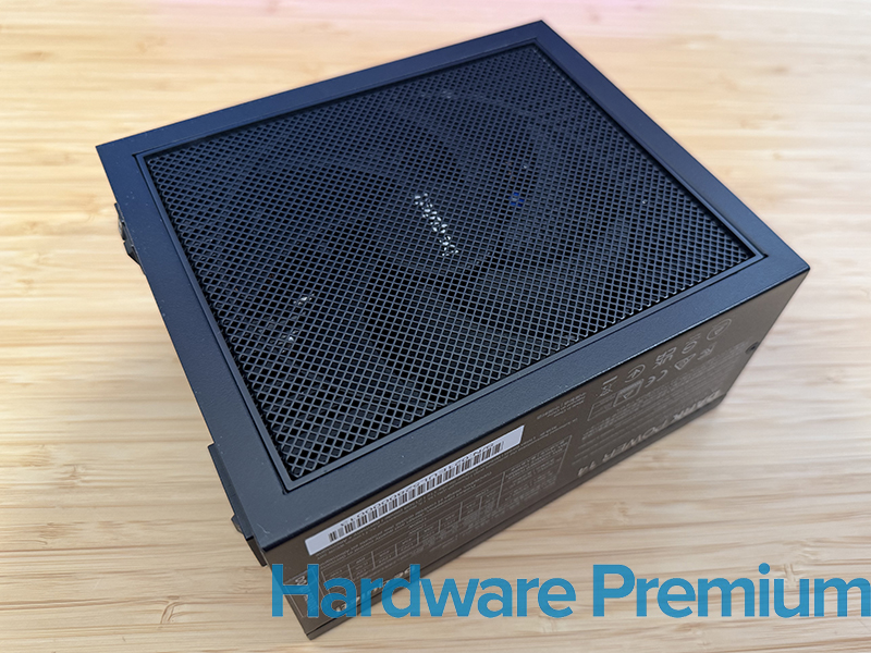 Vista diagonal del Dark Power 14 1200W