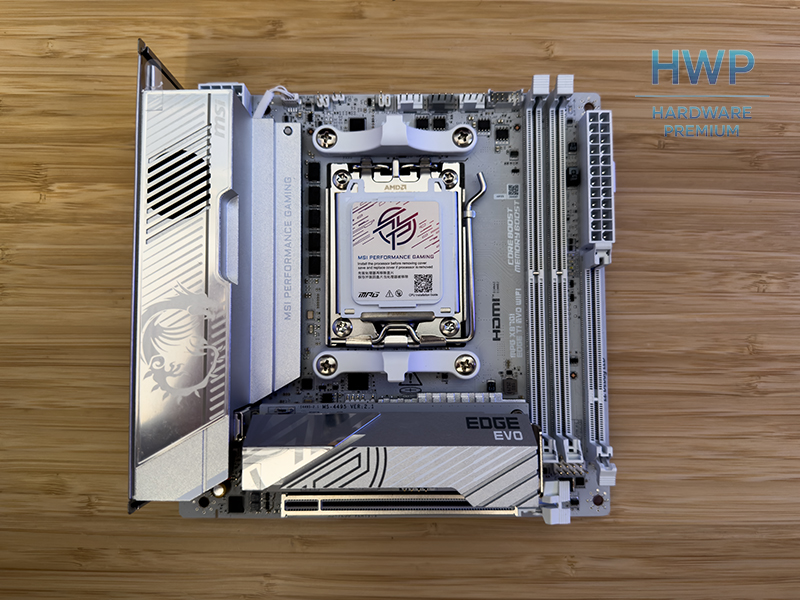 Vista superior de la MSI MPG X870I EDGE TI EVO WIFI