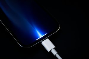 Google prepara priority charging en Android 17 para esos minutos en los que salir con batería importa de verdad Google prepara priority charging en Android 17 para esos minutos en los que salir con batería importa de verdad - Google is testing priority