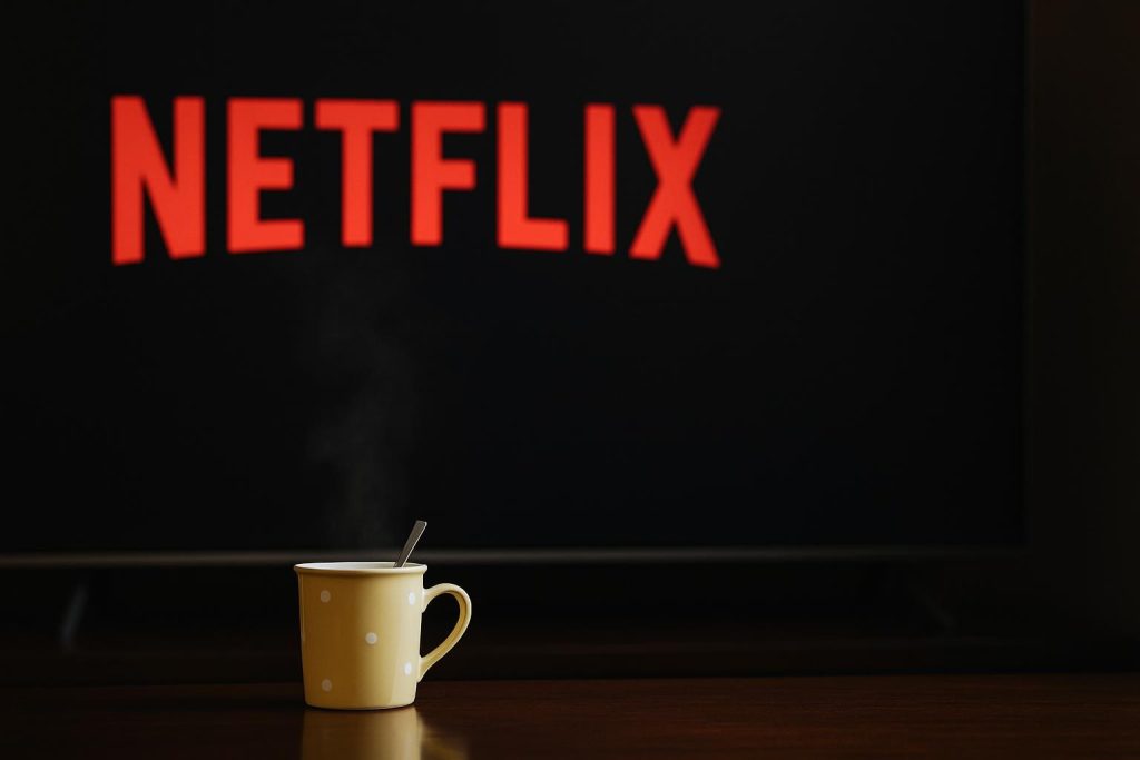 Netflix sube sus precios, sí: el streaming vuelve a parecerse a la vieja televisión de pago - Netflix sus precios sí