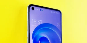 Sam Altman quiere enterrar las apps: el smartphone de OpenAI es una declaración de guerra al iPhone