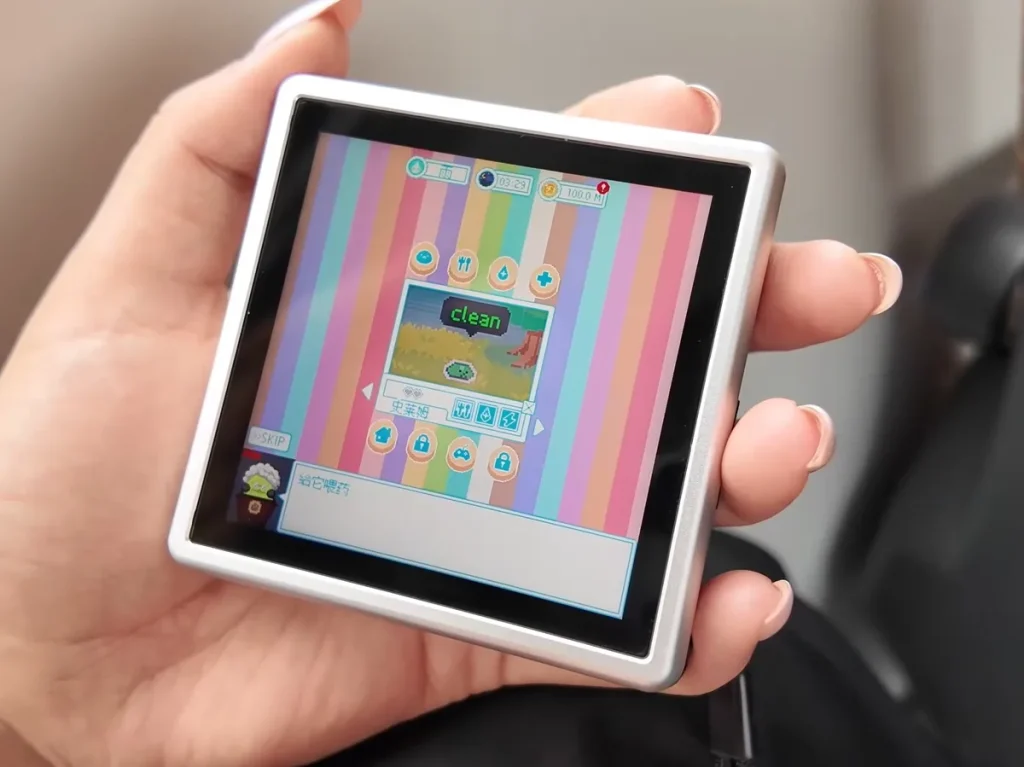 Anbernic enseña otra vez la RG Rotate y sigue sin enseñar el chip