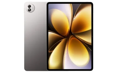 El iQOO 15T apunta a mayo con batería de 8.000 mAh y pantalla 2K