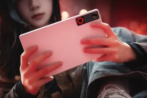 Lenovo Legion Y900: El gigante gaming que quiere jubilar a las consolas portátiles Lenovo Legion Y900: El gigante gaming que quiere jubilar a las consolas portátiles