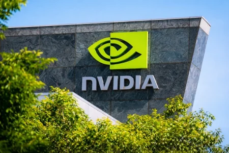 NVIDIA niega comprar un gran fabricante de PC tras un rumor que agita el sector NVIDIA niega comprar un gran fabricante de PC tras un rumor que agita el sector