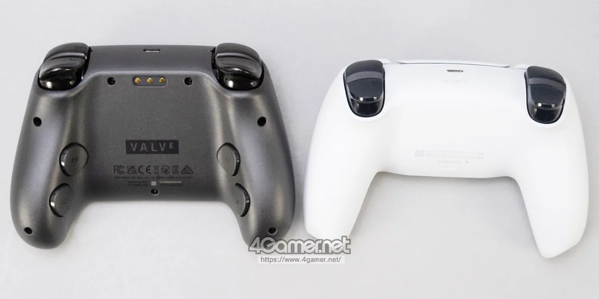 Comparison of the back of Sony PS5 DualSense and Steam Controller