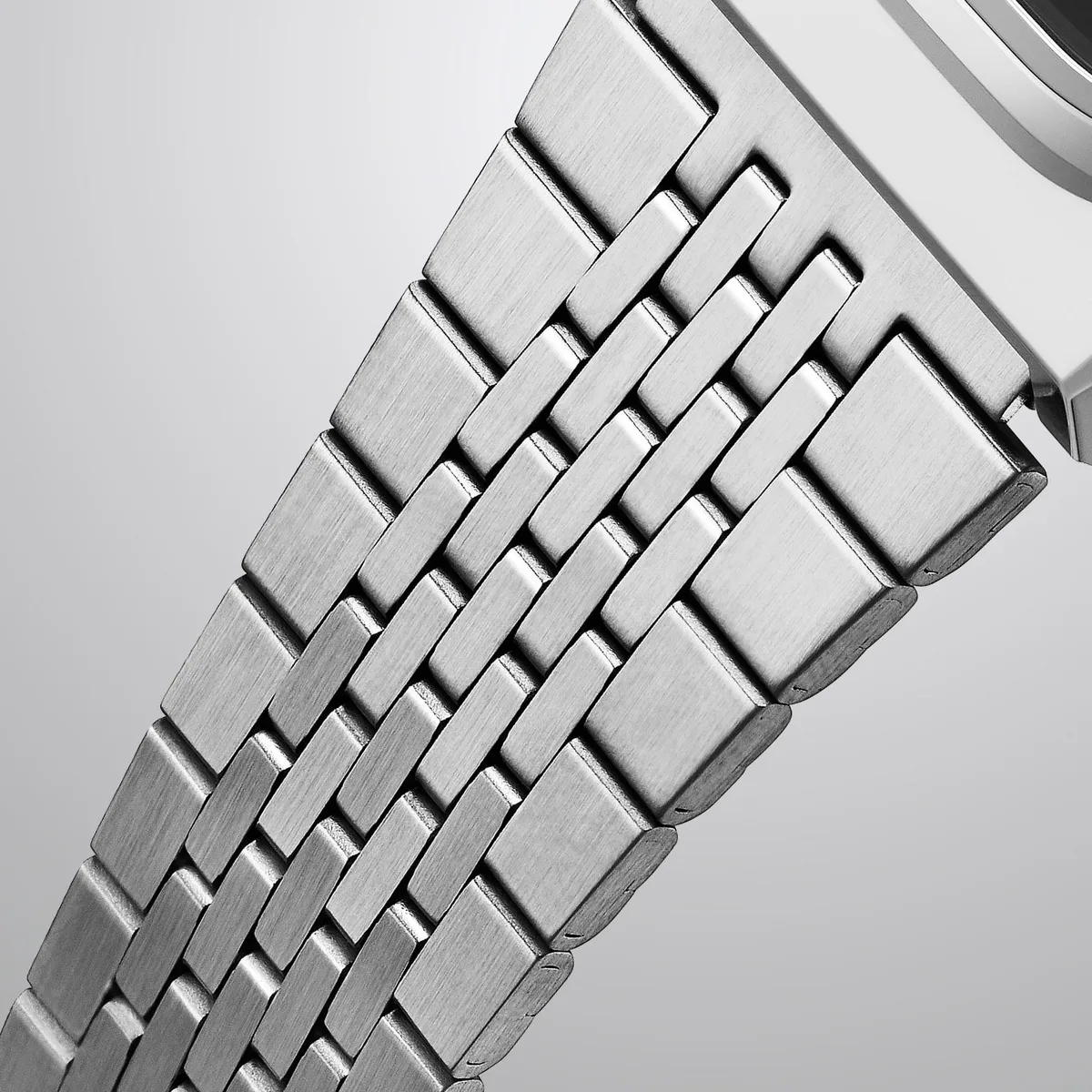 The Casio Vintage A140WE-8A watch