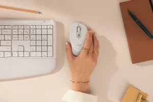 Logitech estrena Signature Comfort Plus con apoyo acolchado y uso híbrido