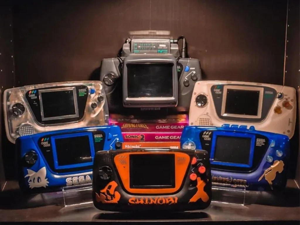 SEGA sondea una consola 2D retro con cartuchos físicos y OLED SEGA sondea una consola 2D retro con cartuchos físicos y OLED