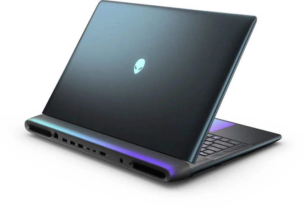 alienware 16 core ultra 9 rtx 5090 imagen 3
