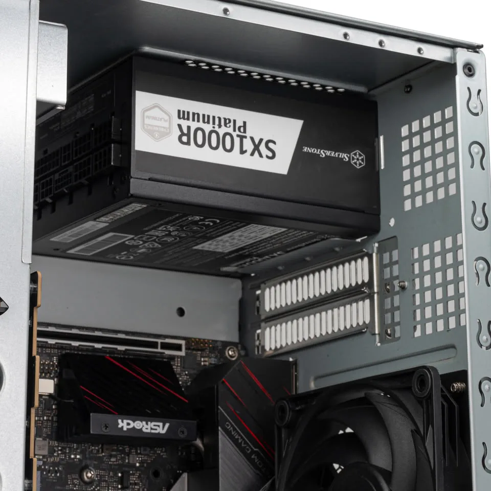 CS240 Mini-ITX NAS U.2 imagen 13
