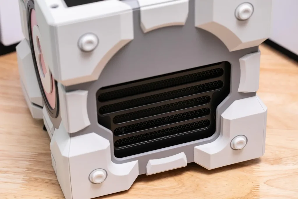 No vents are blocked, and the four feet kept the Machine well off the ground.