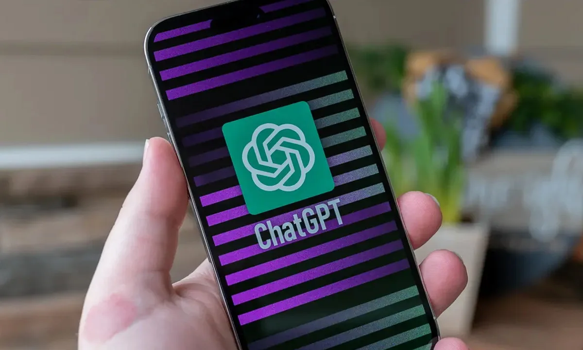 dispositivo OpenAI ChatGPT 2027 — OpenAI prepara su gran salto al hardware