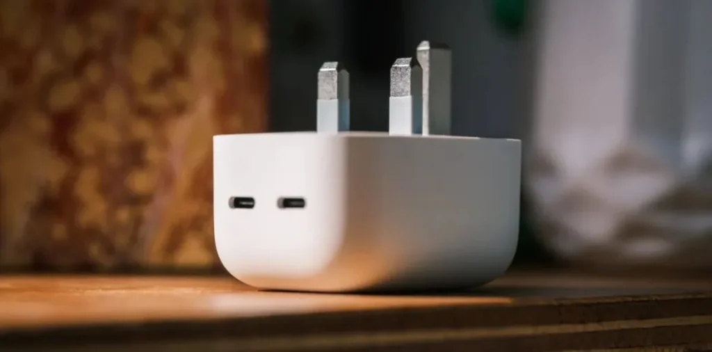 Pixel 67W Flex charger — El cargador Pixel 67W de Google cae a su precio más bajo: 34,99 euros, un 45% menos