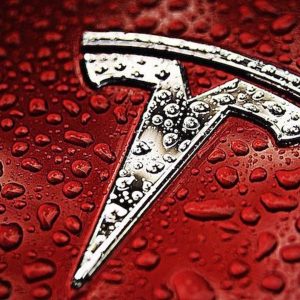 Tesla - Instagram