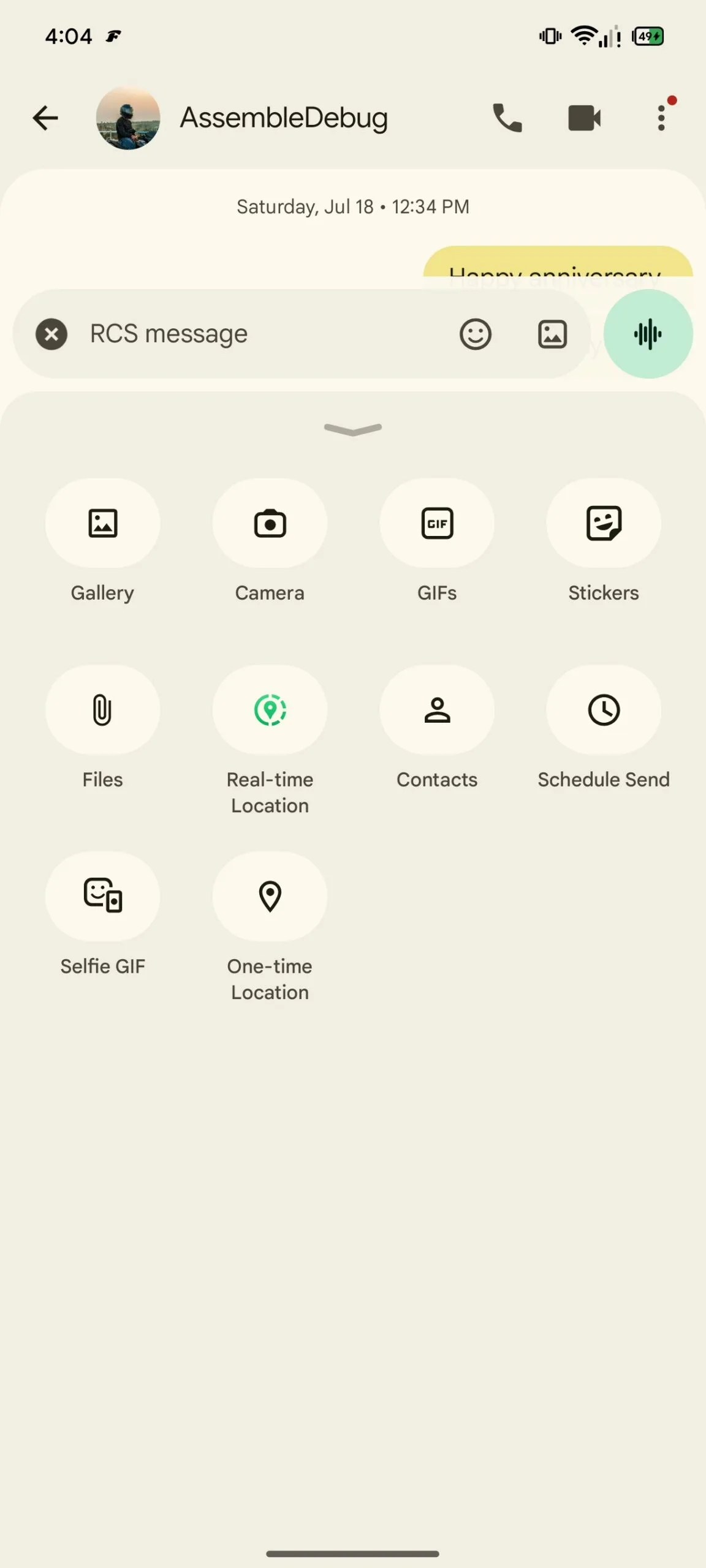 Google Messages Reordering attachment shortcuts 1