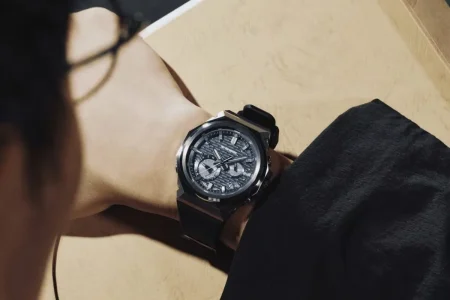 Casio lleva sus G-Steel de resina a Europa por 349 euros GST-B1000-1A GST-B1000-2A Casio — Casio lleva sus G-Steel de resina a Europa por 349 euros