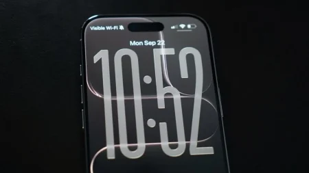 Apple prepara pantallas de 6,4 y 7 pulgadas para los iPhone 20 Pro, según un filtrador iPhone 20 pantalla 7 pulgadas — Apple prepara pantallas de 6,4 y 7 pulgadas para los iPhone 20 Pro, según un filtrador